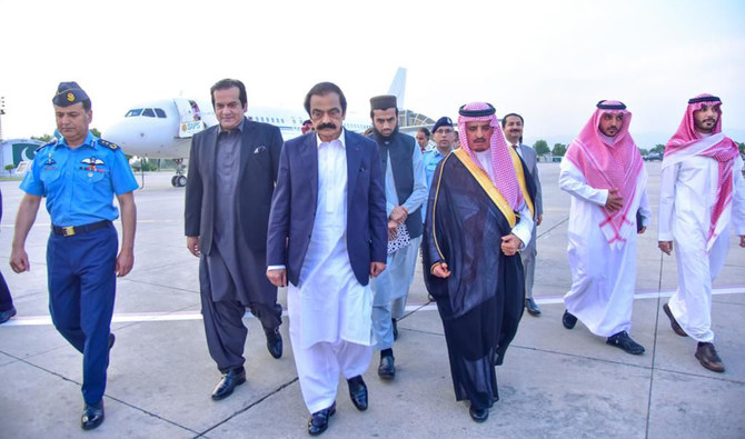 Saudi deputy interior minister in Pakistan to sign Route to Makkah agreement for Hajj pilgrims 