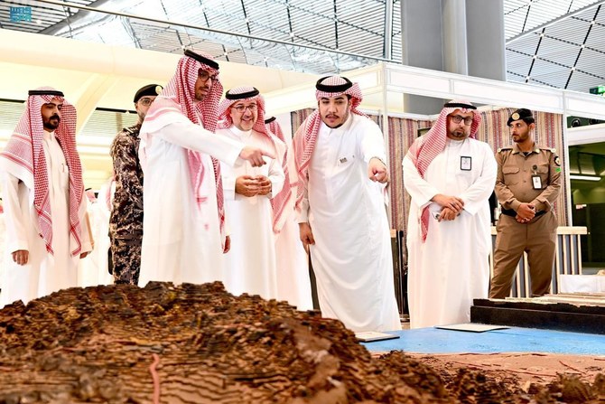 Jeddah governor tours Al-Sulaymaniyah Haramain railway station