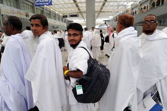 Bangladeshi Hajj pilgrims thankful for help, care of Saudi volunteers