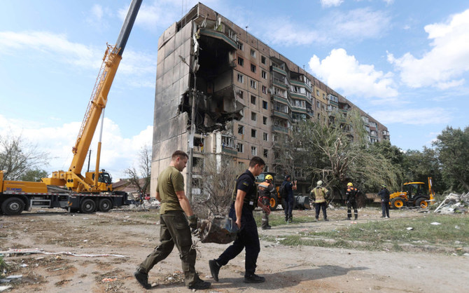 Russian missiles kill at least 6 in Zelensky’s hometown in central Ukraine