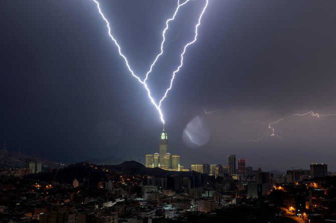 Man dies in flood as Makkah is lashed by storm