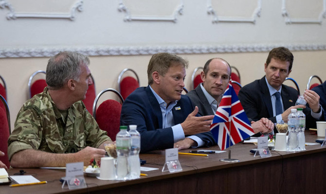 UK aims to offer military training inside Ukraine, minister says