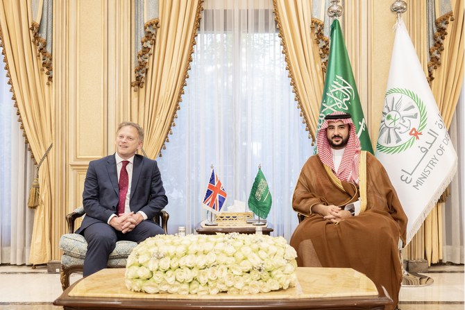 Saudi and UK defense ministers discuss defense cooperation during meeting in Riyadh