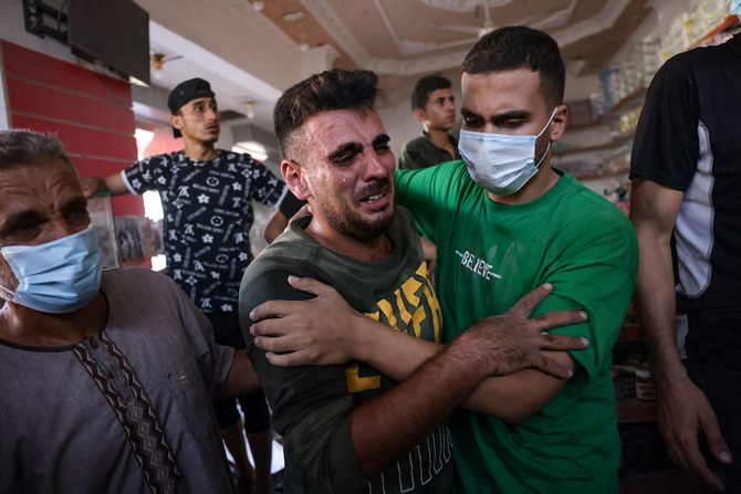 200 British citizens say they are trapped in Gaza