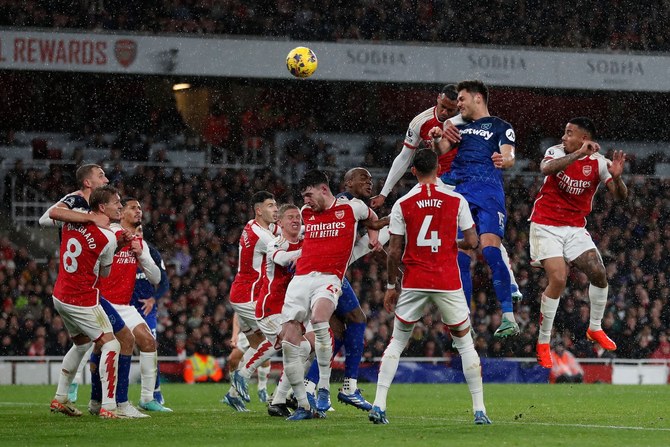 No festive cheer for Arsenal and Tottenham as north London rivals lose in Premier League