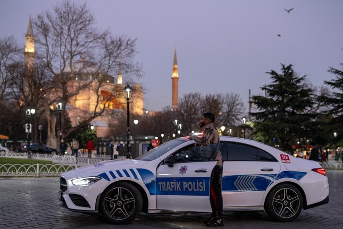 Turkiye rounds up 189 Daesh suspects, says minister