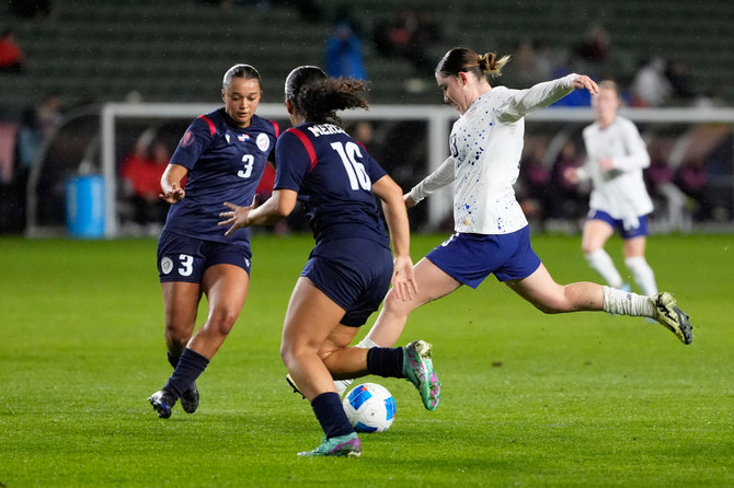 Olivia Moultrie scores twice and the US women rout Dominican Republic 5-0