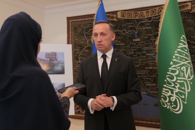 Ambassador of Ukraine to Saudi Arabia Anatolii Petrenko   hosts an exhibition to showcase the resilience of the Ukrainian people