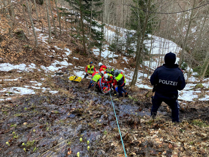 Syria teen rescued in Austria mountains as new smuggling routes used