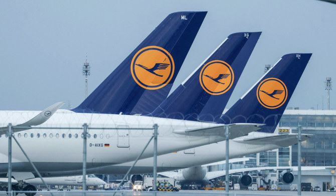 Lufthansa stops using Iran airspace and keeps halt on Tehran flights