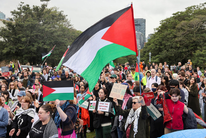 ’Show solidarity’: Pro-Palestinian protesters camp across Australian universities