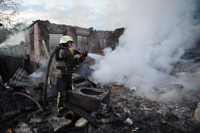 Russian guided bombs hit residential area in Kharkiv, nine injured