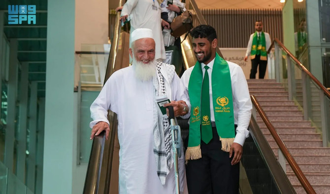 First batch of Pakistani Hajj pilgrims arrives in Jeddah