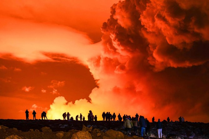 Volcano in Iceland erupts again