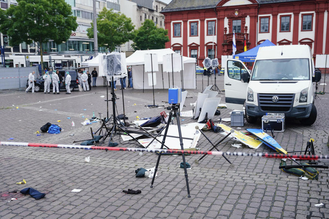 Anti-terrorism prosecutor takes over German knife-attack case
