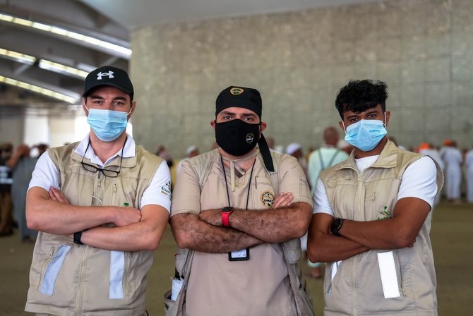 Paramedics in Makkah saving lives amid scorching heat