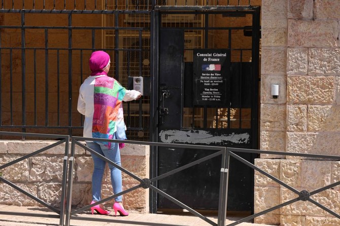 Jerusalem’s deputy mayor has asked for rubbish not to be collected from the French consulate (pictured above). 