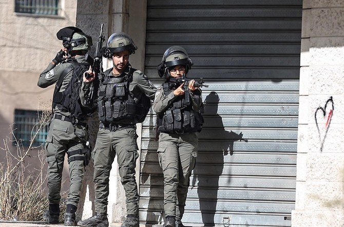 Palestinians say Israeli troops kill teen in West Bank