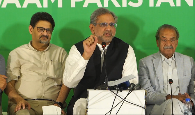 Former PM Abbasi, ex-finance minister Ismail launch new political party amid polarized environment