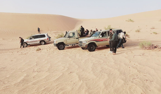 12 Syrian migrants among 14 found dead in Algeria desert