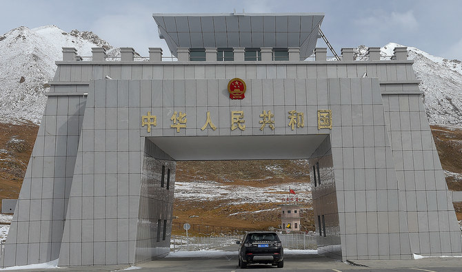 Pak-China trade drives cross-border traffic surge at Khunjerab Pass— state media 