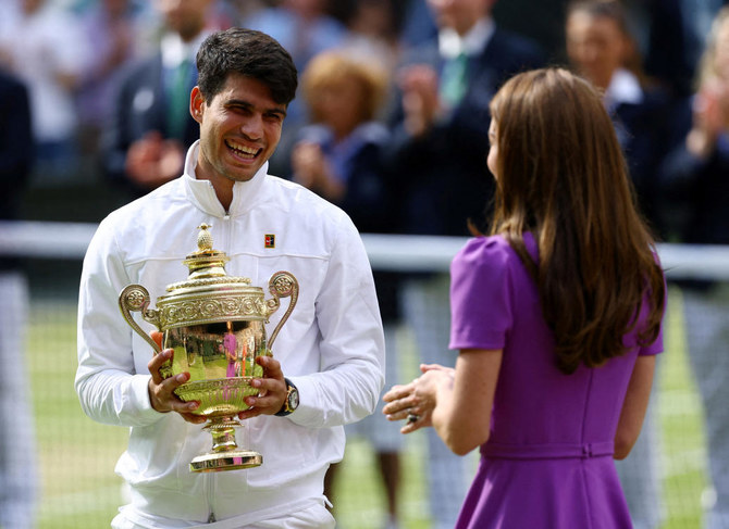 Carlos Alcaraz dominates Novak Djokovic to retain Wimbledon crown