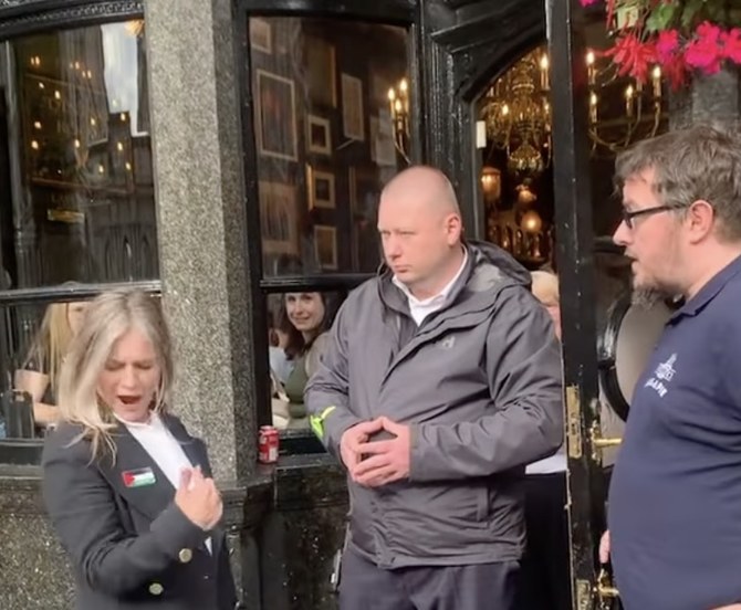 Video of woman denied entry into London pub over Palestine badge goes viral