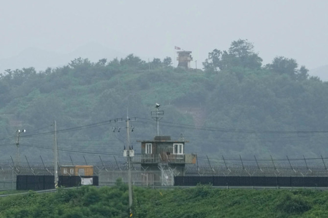 South Korea restarts blaring propaganda broadcasts after Pyongyang flies trash balloons anew