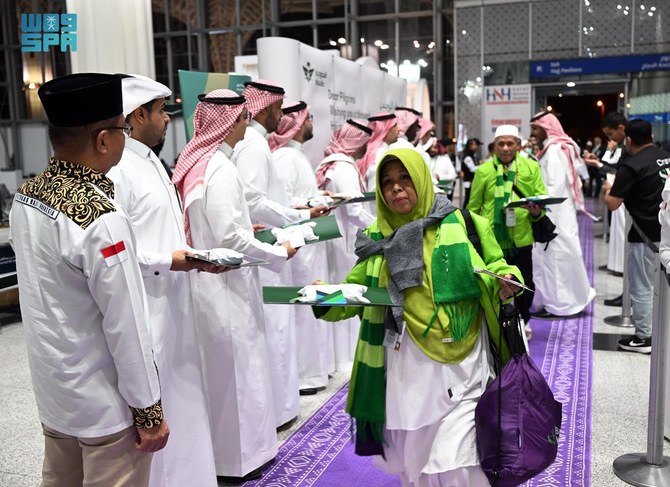Hajj pilgrims depart from Madinah’s Prince Mohammed bin Abdulaziz International Airport on Sunday evening. (SPA)