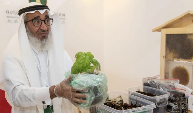 Saudi farmer turns worm waste into wealth in innovative move