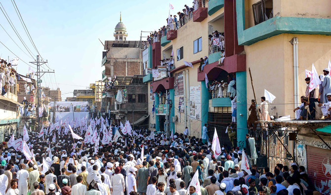 Protesters in northwest Pakistan end weeklong sit-in after CM assures no military operation being launched