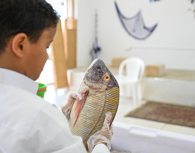 The fish market in Haql governorate in Tabuk region is experiencing a surge in business. (SPA)