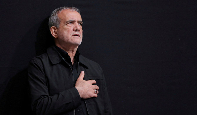  Iranian President-elect Masoud Pezeshkian attends a Muharram mourning ceremony in Tehran, Iran July 12, 2024. (REUTERS)