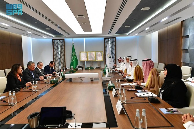 KSrelief chief, Palestinian minister discuss Saudi aid efforts