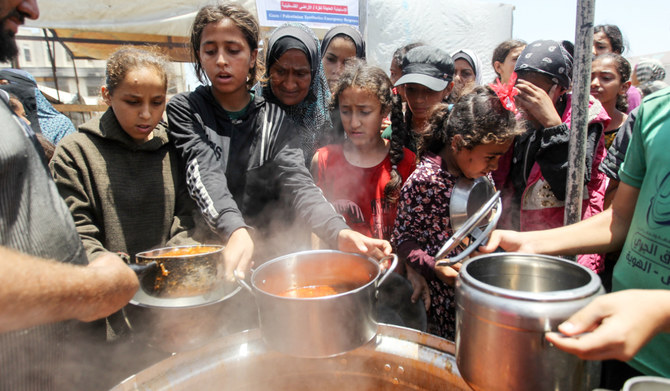 Gaza food blogger serves ‘hope on a plate’ to war-weary kids