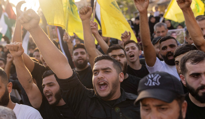 Thousands throng Beirut show as Hezbollah vows revenge