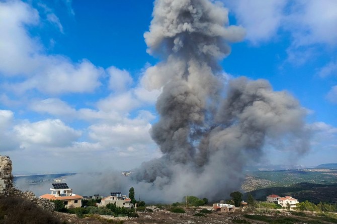 Smoke ascends after an Israeli air raid on town of Shamaa in southern Lebanon on August 1,2024,amid ongoing cross-border clashes