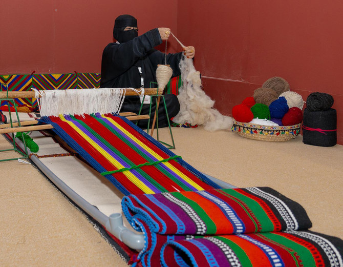 The event highlights weaving skills that were integral to the lives of northern Saudi women for centuries. (SPA)