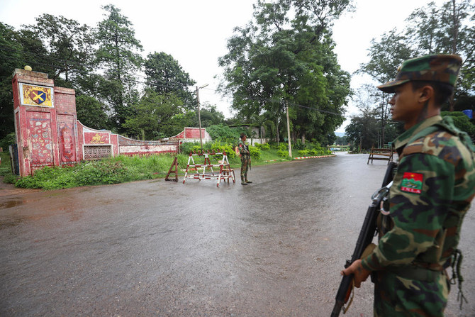 China envoy, Myanmar junta chief meet on border clashes