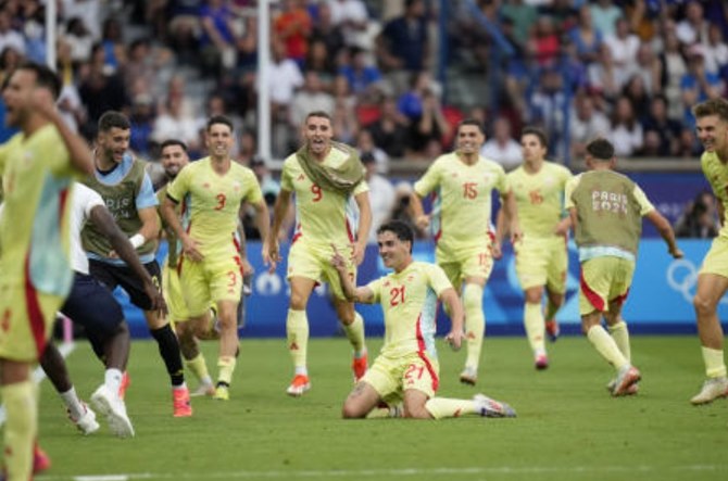 Spain take gold after 5-3 win against France in Olympic men’s soccer final