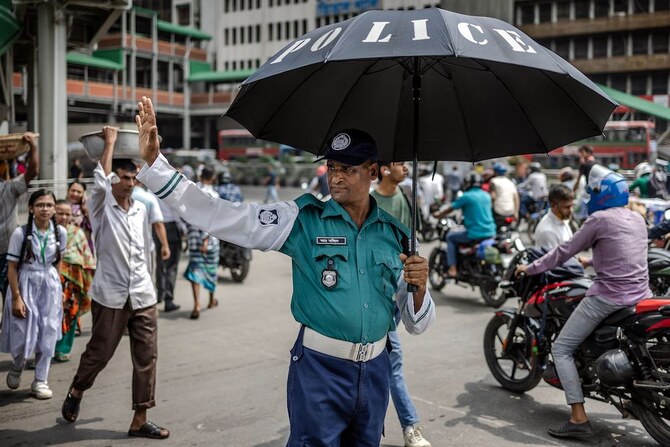 Police back on Bangladesh capital’s streets as strike ends