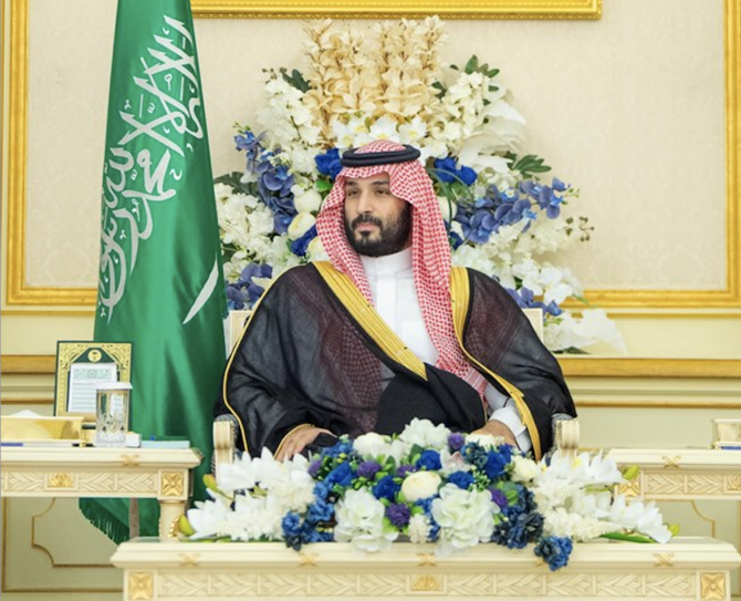 Saudi Crown Prince Mohammed bin Salman hosted a group of princes, scholars, and citizens who came to greet him on Tuesday. (SPA)