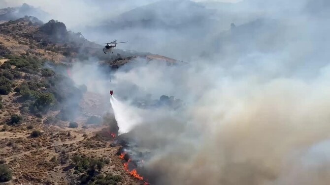 Hundreds evacuated as forest fire rages in Turkiye