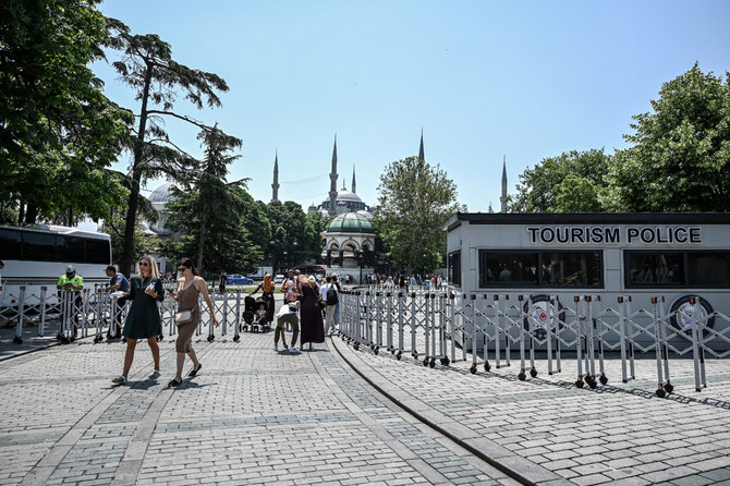 1 Palestinian killed, 2 wounded in Istanbul street shooting 