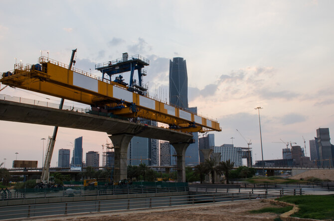 Saudi transport minister hails Riyadh Metro launch announcement