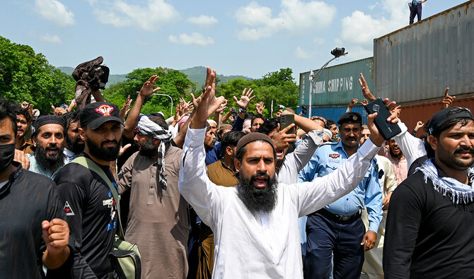 Religious group calls off protests after Pakistan top court agrees to amend blasphemy ruling