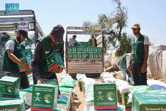 KSrelief distributes food aid in Yemen, El Salvador, Syria