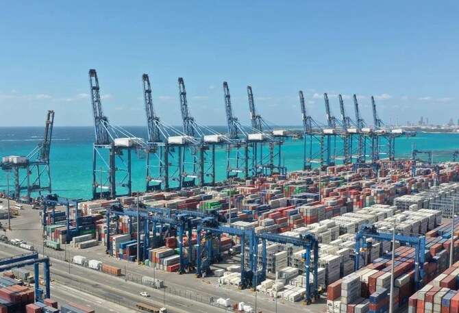 Saudi Arabia rises to 15th in global container handling rankings: Lloyd’s List