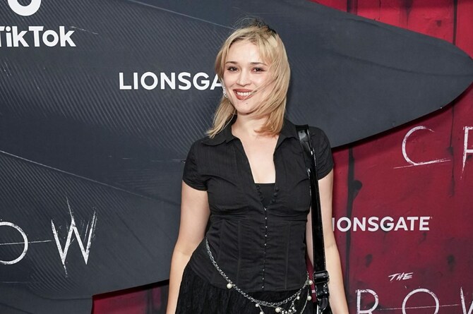 French Algerian singer Lolo Zouai goes goth at ‘The Crow’ premiere