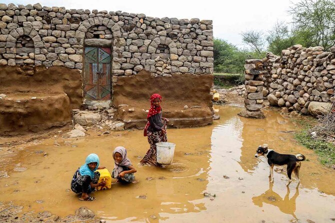 Flooding, landslides kill 27 in Yemeni village